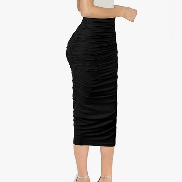 Dresses & Skirts - Women’s Ruched Ruffle High Waist Casual Pencil Midi Mid-Calf Skirt size S